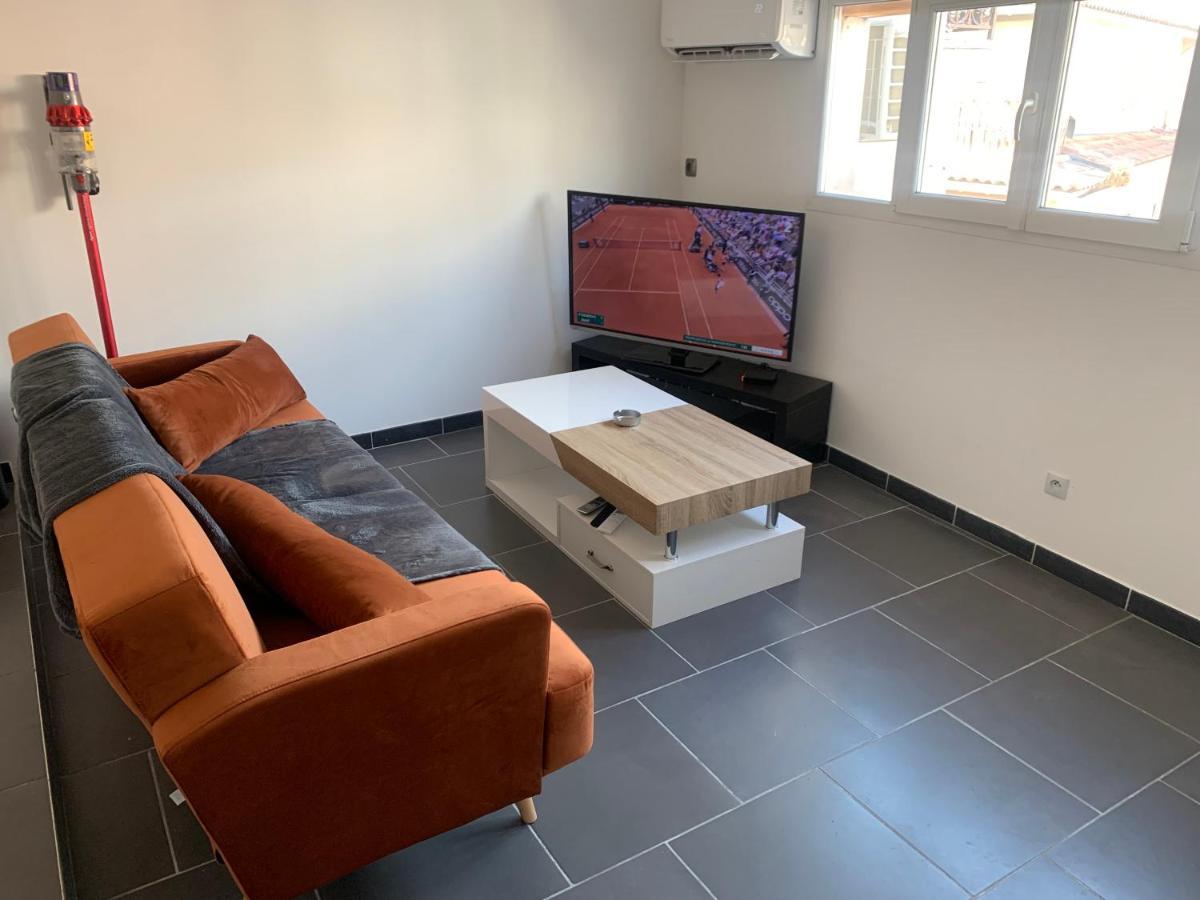 Skynet Apartment Марсилия Екстериор снимка